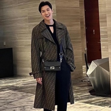 펜디 남성 모던 카키 코트 - Fendi Mens Khaki Coats 