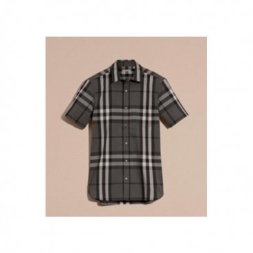 [버버리] 쇼트 슬리브 체크 스트레치 코튼 40039351 남성용 셔츠 bb0003f - Burberry Short