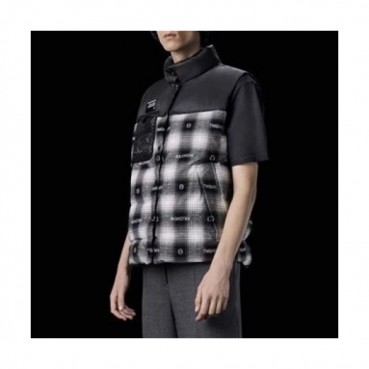 [몽클레어]Moncler 2020 Mens Patch Logo Modern Duck Down Padding Vest - 몽클레어 2020 남성 패치 로고 모던 덕다운 패딩 베스트 Moc0238x.Size(s 