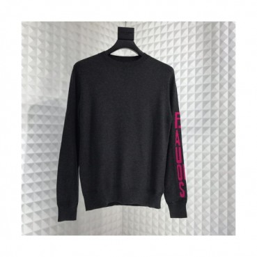 Fendi 2019 Mens Logo Crew -neck Wool Sweater 