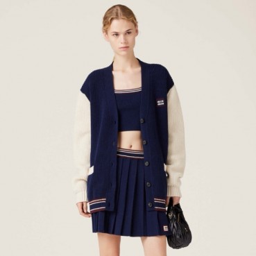 미우미우 여성 브이넥 가디건 - Miumiu Womens V