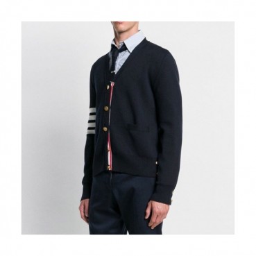 [톰브라운]Thom Browne 2021 Mens Strap V-neck Cardigan 