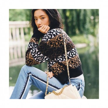 Chanel 2020 Ladies Trendy V-neck Cashmere Cardigan