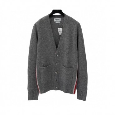 Thom Browne 2019  Mm/Wm V-neck Cardigan 