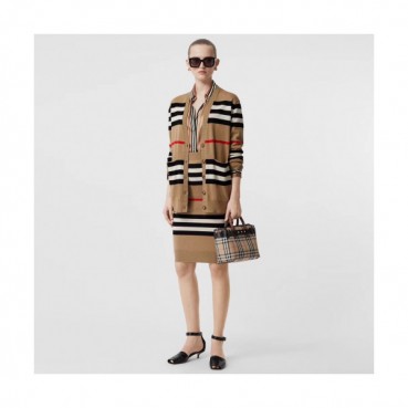 Burberry 2019 Womens Retro Logo Wool Cardigan - 버버리 2019 여성 레트로 로고 울 가디건 Bur01239x.Size(s 