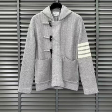 Thom Browne 2023  Mm/Wm V-neck Cardigan 