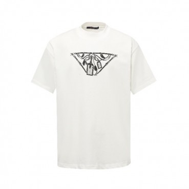 루이비통 남성 라운드 반팔티 - Louis vuitton Mens Round Tshirt 