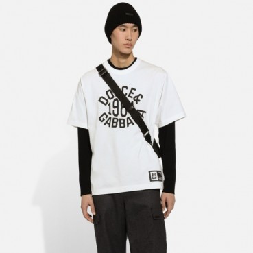 돌체앤가바나 남성 반팔 티셔츠 - Dolce&Gabbana Mens Round Tshirt 