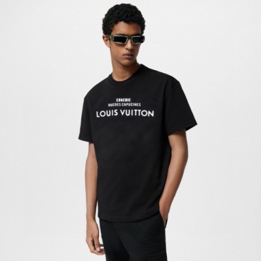 루이비통 남성 블랙 반팔 티셔츠 - Louis vuitton Mens Black Tshirts 
