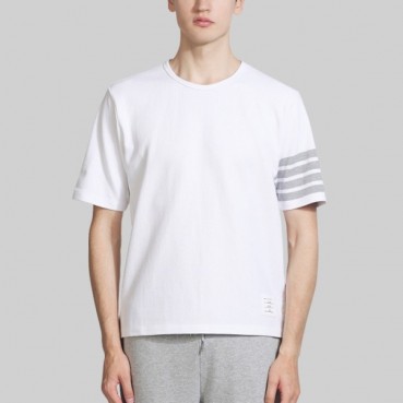 톰브라운 남성 크루넥 반팔티 - Thom Browne Mens Tshirts 