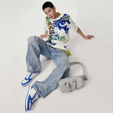 루이비통 남성 화이트 반팔 티셔츠 - Louis vuitton Mens White Tshirts 