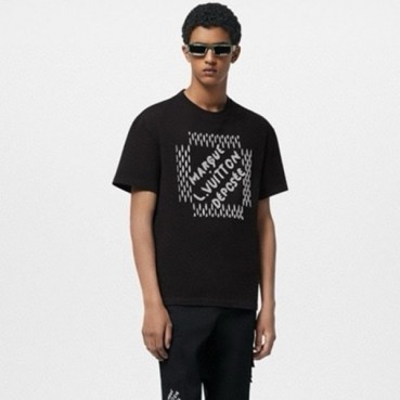 루이비통 남성 블랙 반팔 티셔츠 - Louis vuitton Mens Black Tshirts 