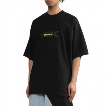 베트멍 남/녀 블랙 반팔 티셔츠 - Vetements Unisex Black Tshirts 