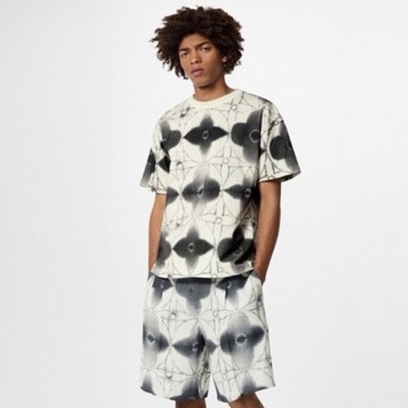 루이비통 남성 블랙 반팔 티셔츠 - Louis vuitton Mens Black Tshirts 