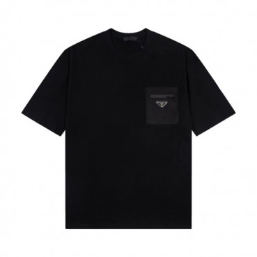 프라다 남성 크루넥 블랙 반팔티 - Prada Mens Black Short sleeved Tshirts 