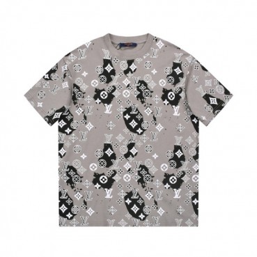 루이비통 남성 크루넥 그레이  반팔티 - Louis vuitton Mens Gray Short sleeved Tshirts 