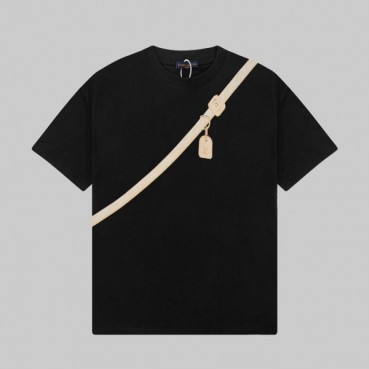 루이비통 남성 블랙 크루넥 반팔티 - Louis vuitton Mens Black Short sleeved Tshirts 