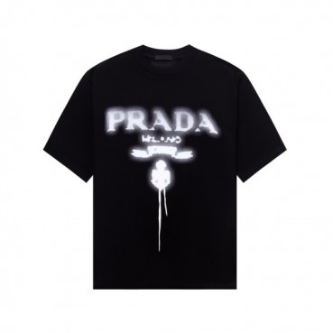 프라다 남성 크루넥 블랙 반팔티 - Prada Mens Black Short sleeved Tshirts 