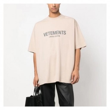 베트멍 남/녀 트렌디 베이지 반팔티 - Vetements Unisex Beige Tshirts 