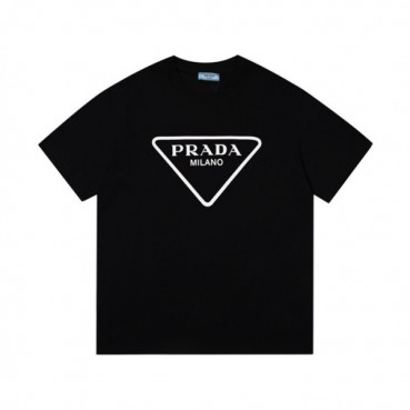 프라다 남성 크루넥 블랙 반팔티 - Mens Black Tshirts 
