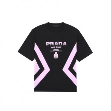 프라다 남성 크루넥 블랙 반팔티 - Mens Black Tshirts 
