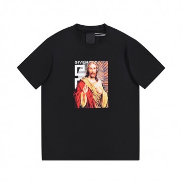지방시 남성 크루넥 블랙 반팔티 - Mens Black Tshirts 