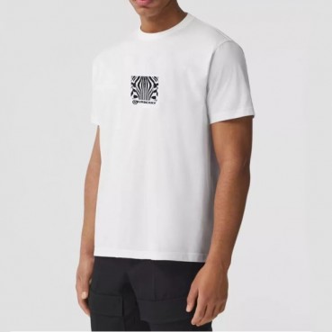 버버리 남성 화이트 크루넥 반팔티 - Mens White Tshirts 