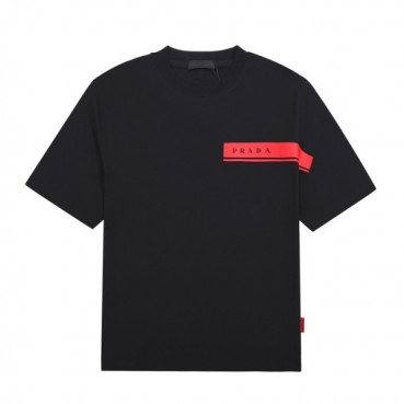 프라다 남성 크루넥 블랙 반팔티 - Mens Black Tshirts 