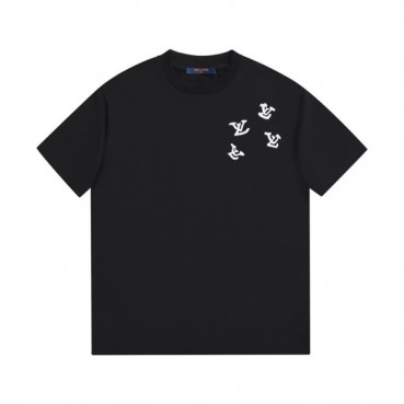 루이비통 남성 크루넥 블랙 반팔티 - Mens Black Tshirts 
