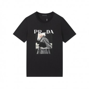 프라다 남성 크루넥 블랙 반팔티 - Mens Black Tshirts 