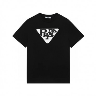 프라다 남성 크루넥 블랙 반팔티 - Mens Black Tshirts 