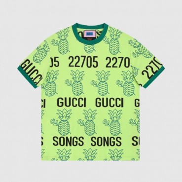 구찌 남/여 크루넥 그린 반팔티 - Unisex Green Tshirts 