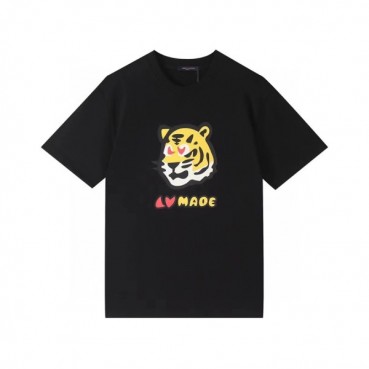 루이비통 남성 크루넥 블랙 반팔티 - Mens Black Tshirts 