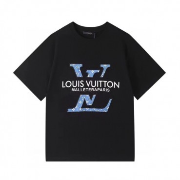 루이비통 남성 크루넥 블랙 반팔티 - Mens Black Tshirts 