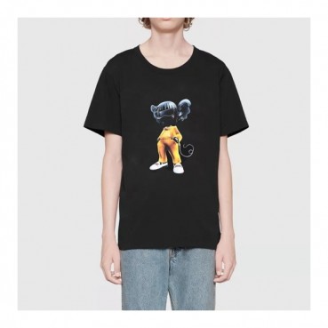 구찌 남자 크루넥 블랙 반팔티 - Mens Black Tshirts 