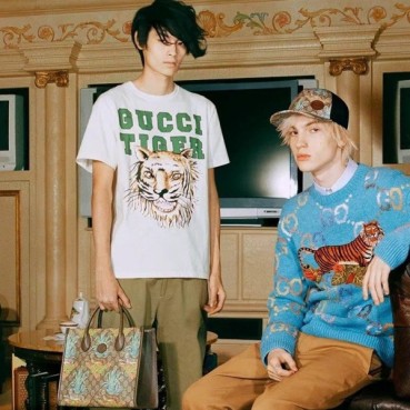 Gucci  Unisex Logo Short Sleeved Tshirts White - 구찌 2022 남/녀 로고 반팔티 Guc04546x Size(xs 