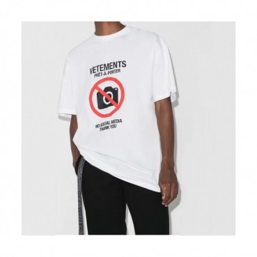 [베트멍]Vetements 2020 Mm/Wm Printing Logo Cotton Short Sleeved Oversize Tshirts - 베트멍 2020 남/녀 프린팅 로고 코튼 오버사이즈 반팔티 Vet0091x.Size(xs 