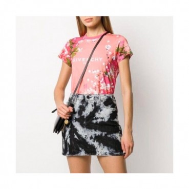 [지방시]Givenchy 2020 Womens Logo Cotton Short Sleeved Tshirts - 지방시 2020 여성 로고 코튼 반팔티 Giv0367x.Size(s 