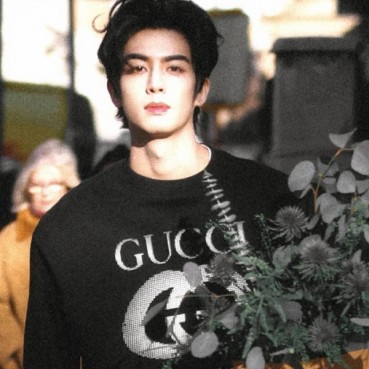 구찌 남성 라운드 맨투맨 - Gucci Mens Round Tshirt 