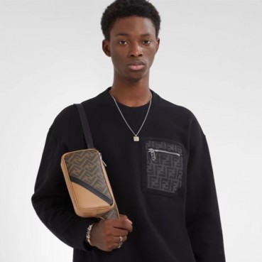 펜디 남성 캐쥬얼 블랙 맨투맨 - Fendi Mens Black  Tshirts 