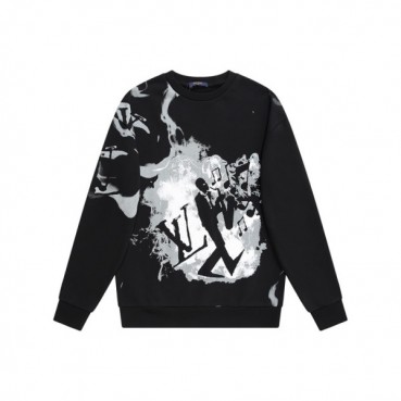 루이비통 남성 모던 블랙 맨투맨 - Mens Black Tshirts 