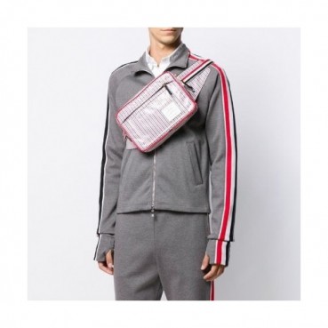 [톰브라운]Thom Browne 2021 Mens Strap Crew-neck Cotton Tshirts 
