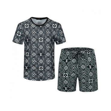 Louis vuitton 2021 Mens Casual Logo Training Short Sleeved Clothes&Half Pants Black - 루이비통 2021 남성 캐쥬얼 로고 반팔 트레이닝복&반바지 Lou02786x Size(m 