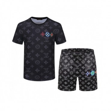 Louis vuitton 2021 Mens Casual Logo Training Short Sleeved Clothes&Half Pants Black - 루이비통 2021 남성 캐쥬얼 로고 반팔 트레이닝복&반바지 Lou02779x Size(m 