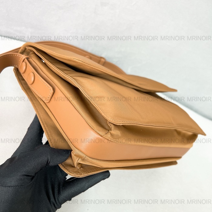 8f99e53a56ea064edf1c63bd02396db6_1747214192_9407.JPG 8f99e53a56ea064edf1c63bd02396db6_1747214192_9407.JPG