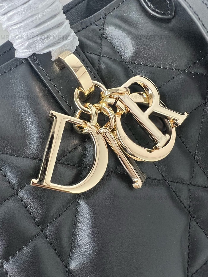 050af488066e7101c42d64abfe9bb497_1739168905_4833.JPG 050af488066e7101c42d64abfe9bb497_1739168905_4833.JPG