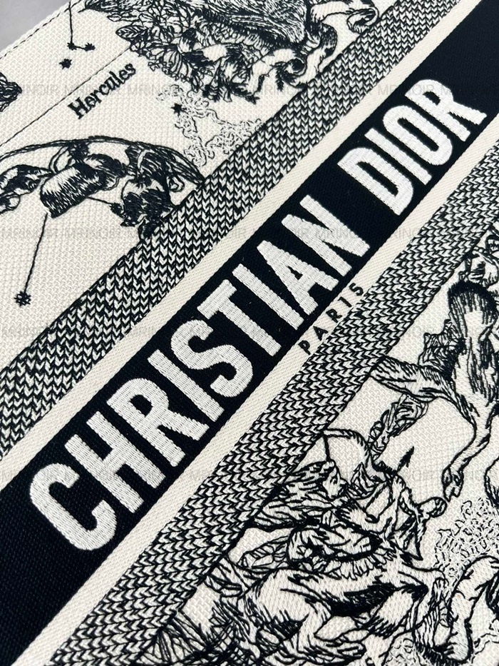 726125c03c13e2f9eda29e85f8786883_1723045890_4289.JPG 726125c03c13e2f9eda29e85f8786883_1723045890_4289.JPG