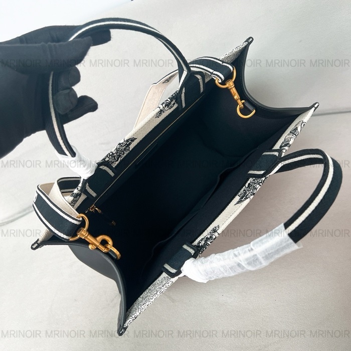 726125c03c13e2f9eda29e85f8786883_1723045891_0047.JPG 726125c03c13e2f9eda29e85f8786883_1723045891_0047.JPG