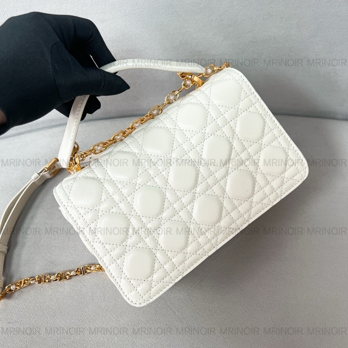 03d1e84bc7b5d96e7db6bd4924ea96d7_1713873905_4957.JPG 03d1e84bc7b5d96e7db6bd4924ea96d7_1713873905_4957.JPG