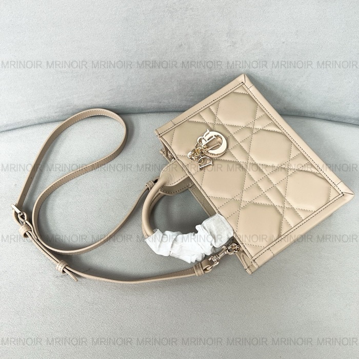 4fbde67136b2a9a5b209335b20c72344_1713684675_6802.JPG 4fbde67136b2a9a5b209335b20c72344_1713684675_6802.JPG